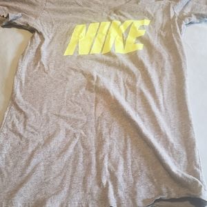 Womens nike t shirt